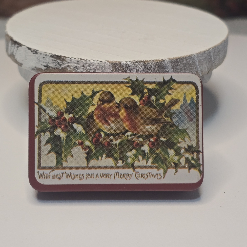 Christmas Mini Tin Box With Best Wishes for a Merry Christmas [ Read Details ]
